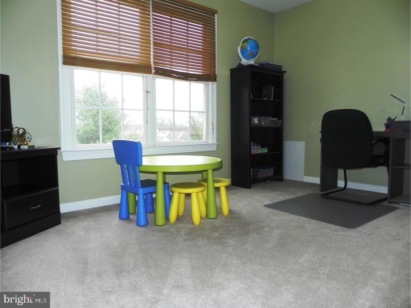 8 Hansel Road Newtown, PA 18940 - Photo 15 of 25 Bedroom 2