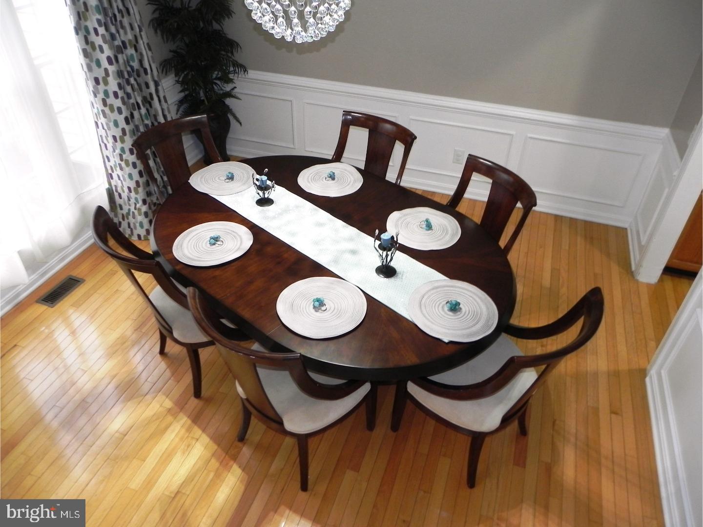 8 Hansel Road Newtown, PA 18940 - Photo 3 of 25 Dining Room