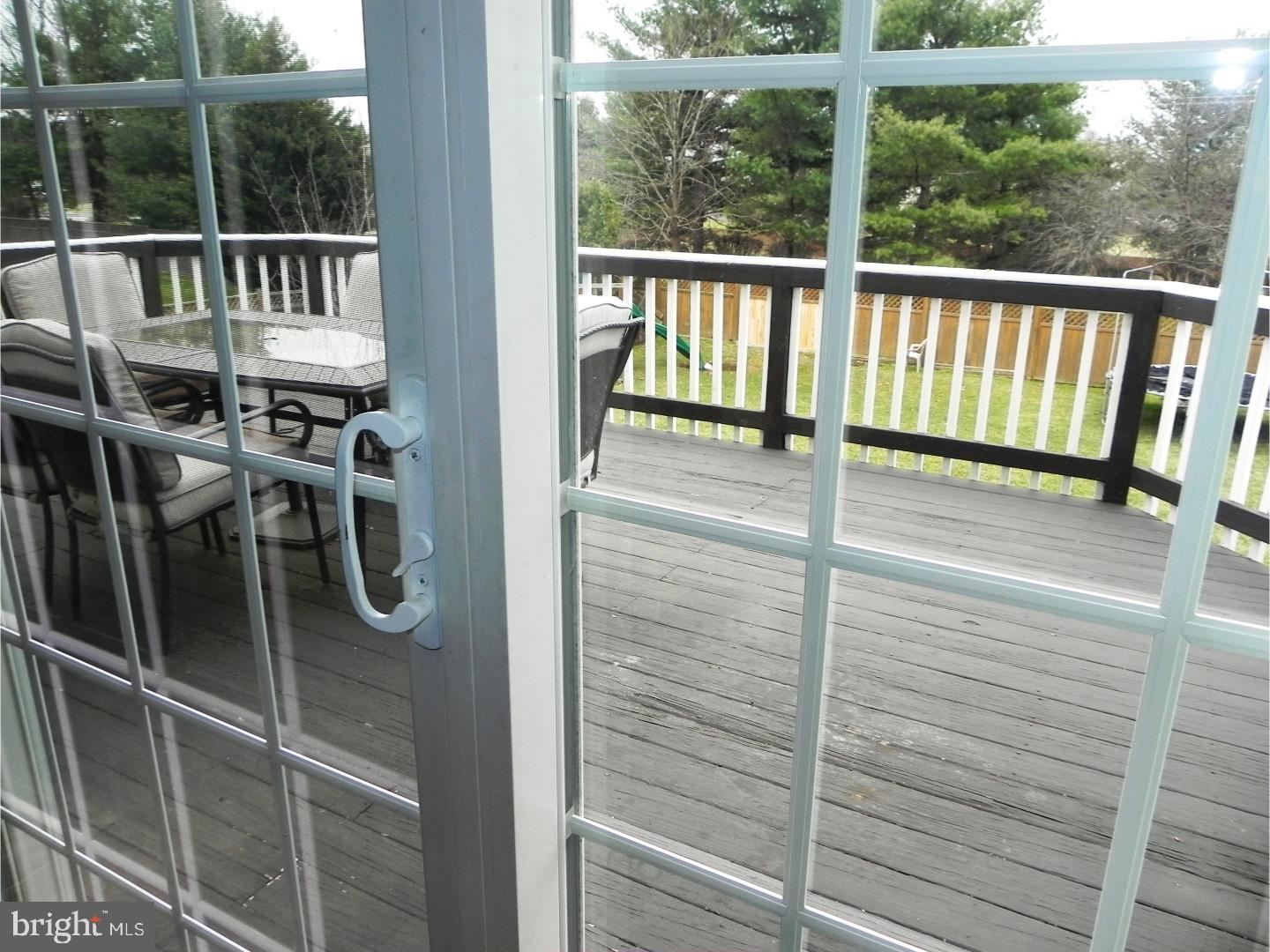 8 Hansel Road Newtown, PA 18940 - Photo 22 of 25 Deck