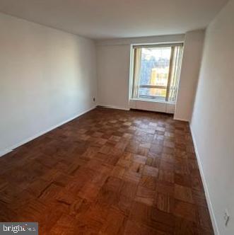 1425 4th Street Southwest, Unit A304 Washington, DC 20024 - Photo 8 of 25 an empty room with windows