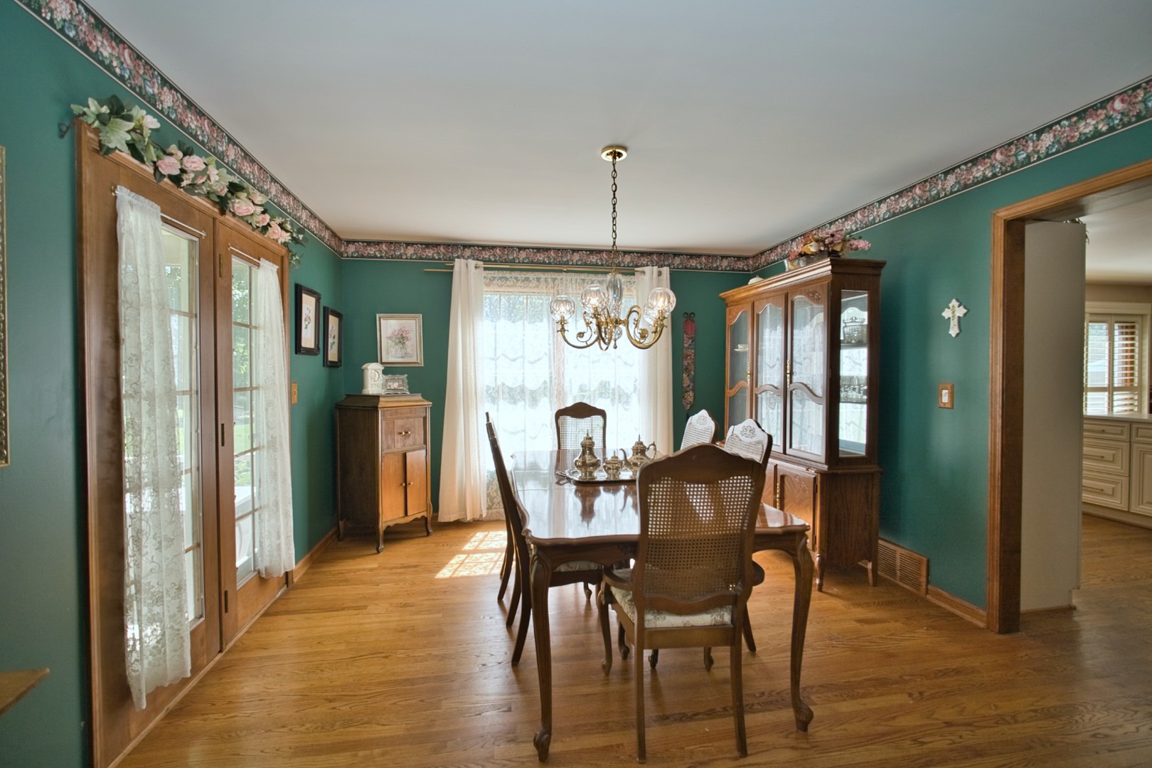 248 Perth Road Cary, IL 60013 - Photo 29 of 47