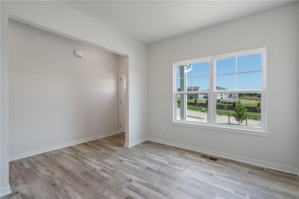 19624 West 201st Street Spring Hill, KS 66083 - Photo 9 of 32