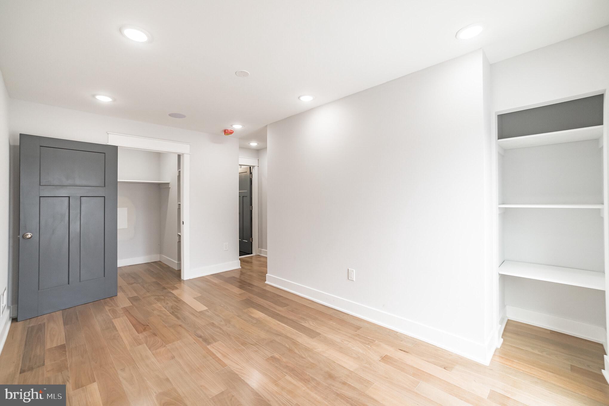 2044 McClellan Street Philadelphia, PA 19145 - Photo 13 of 26