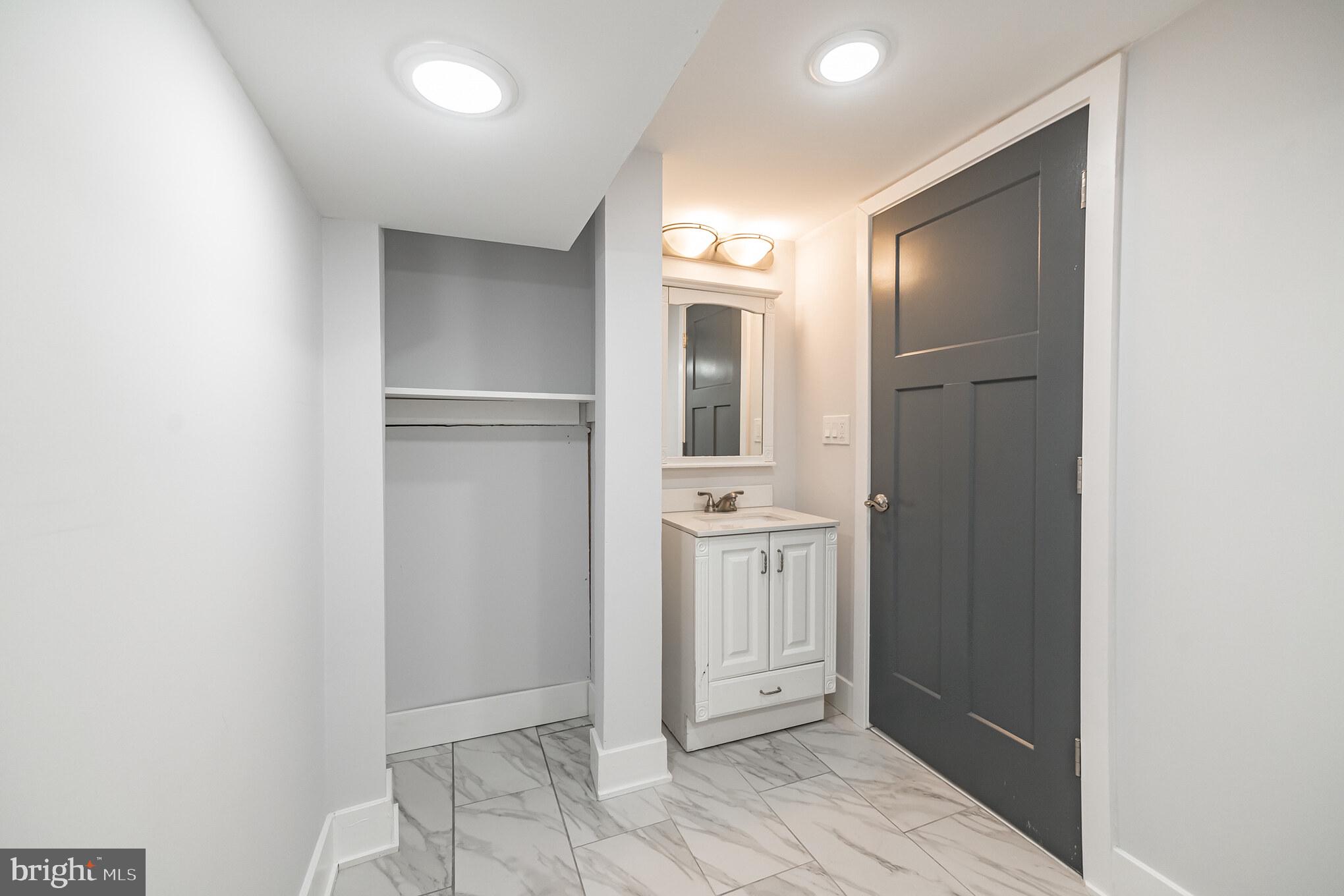 2044 McClellan Street Philadelphia, PA 19145 - Photo 22 of 26