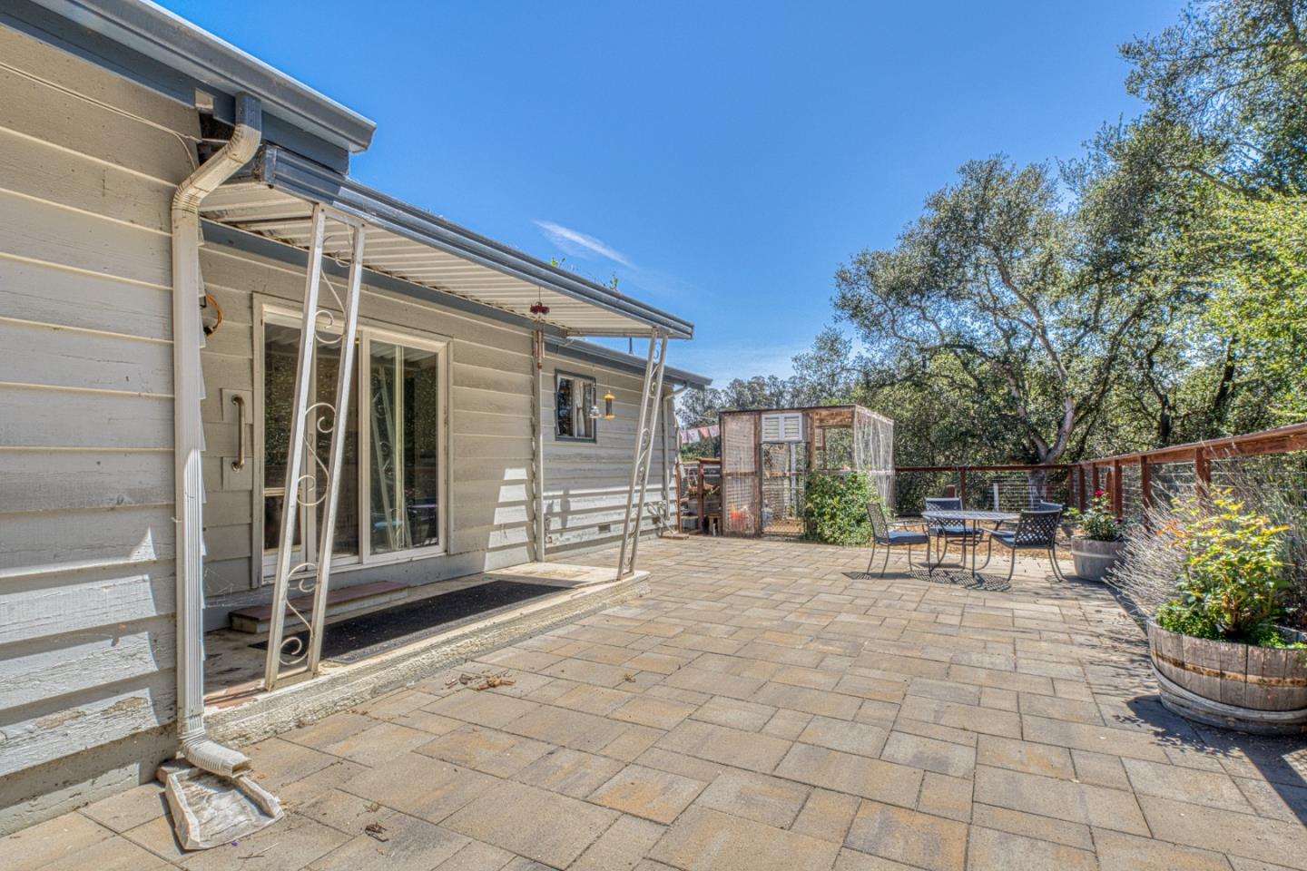 665 Paradise Road, Unit B Salinas, CA 93907 - Photo 7 of 31 Gallery Image 7
