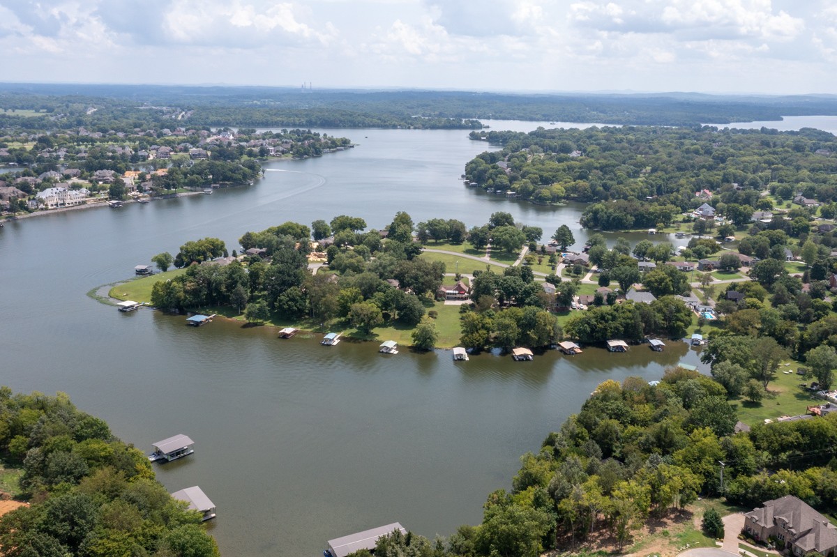 1069 Edgewater Circle Gallatin, TN 37066 - Photo 41 of 43 an aerial view of multiple house