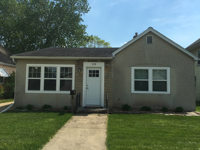 119 East Minnesota Street Spring Valley, IL 61362 - Photo 1 of 15 front view of a house with a yard