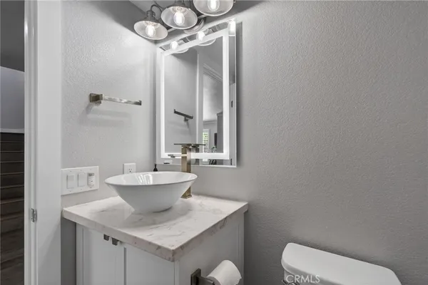 $1,053,750 | 879 Derby Street, Corona, CA 92882