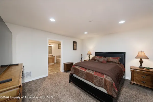 $950,000 | 38 Apache Drive, Gypsum, CO 81637