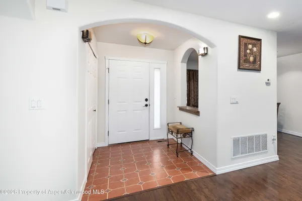 $950,000 | 38 Apache Drive, Gypsum, CO 81637