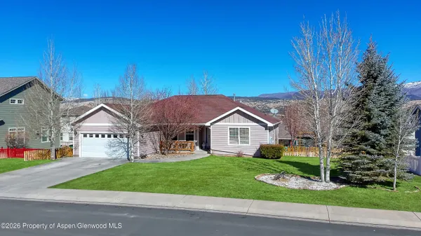 $899,000 | 38 Apache Drive, Gypsum, CO 81637