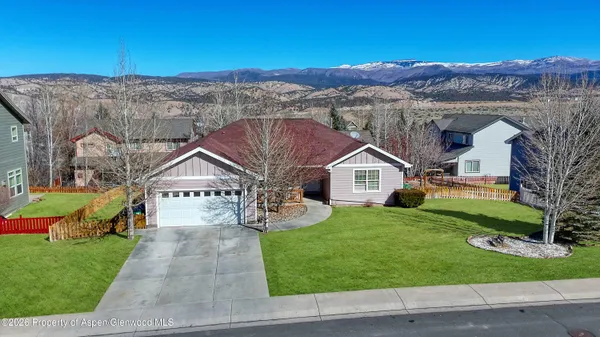 $899,000 | 38 Apache Drive, Gypsum, CO 81637