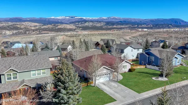 $899,000 | 38 Apache Drive, Gypsum, CO 81637