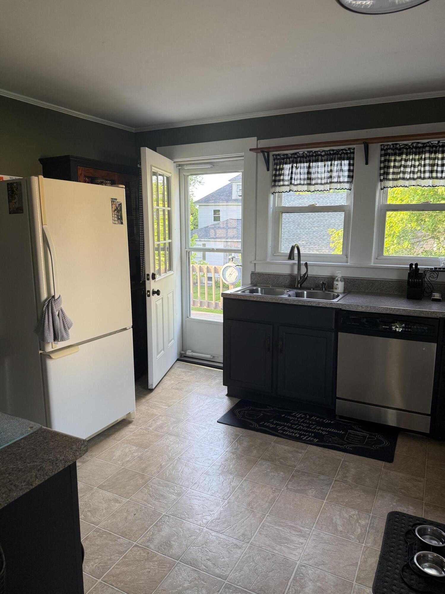 177 Buck Street Bangor, ME 04401 - Photo 11 of 44