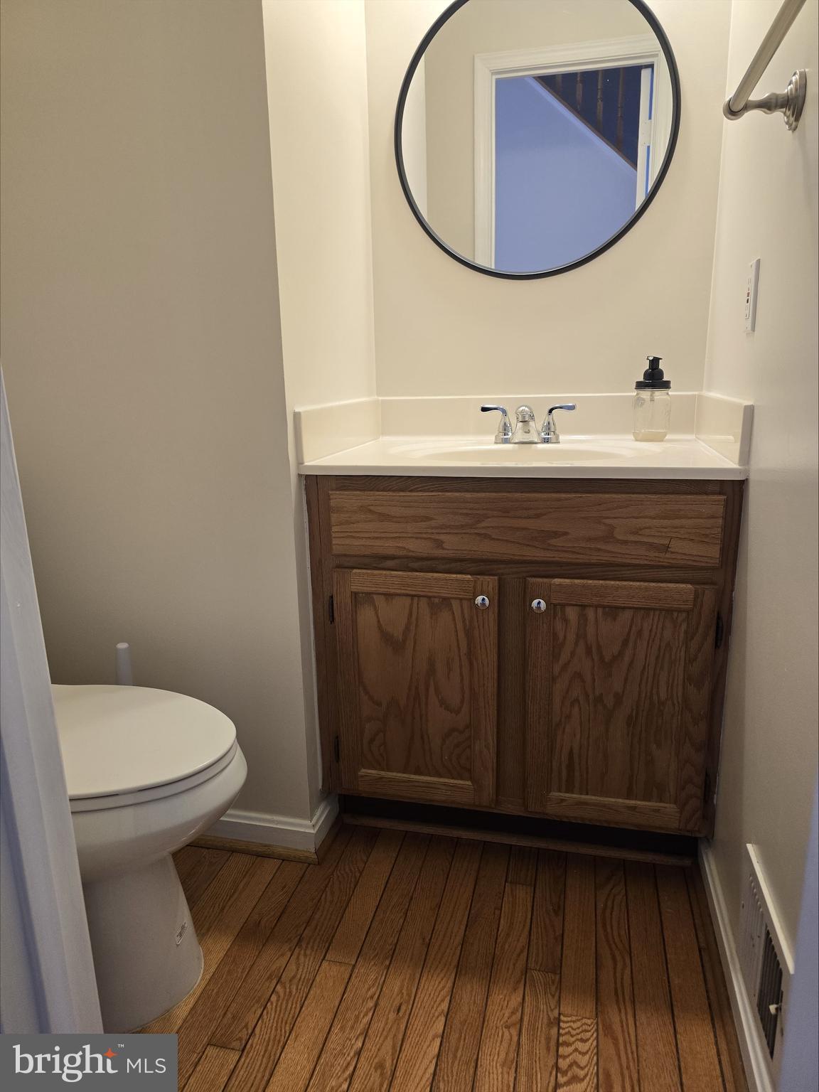 20323 Swallow Point Road Gaithersburg, MD 20886 - Photo 11 of 15