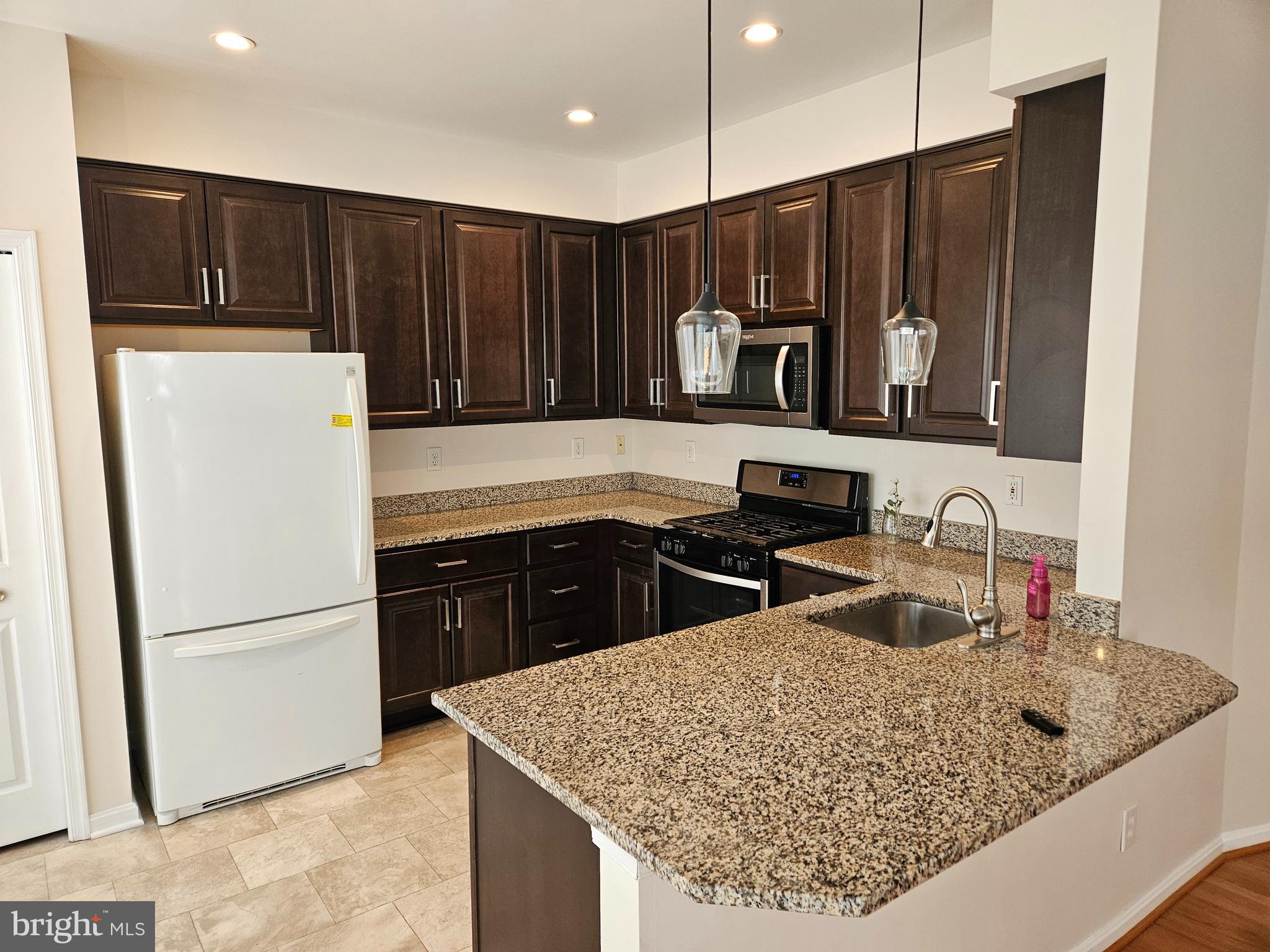 20323 Swallow Point Road Gaithersburg, MD 20886 - Photo 7 of 15