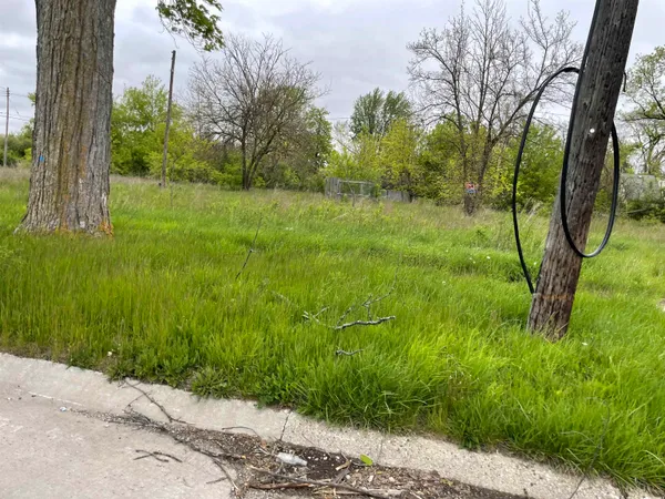 $5,000 | 2128 Annesley Street, Saginaw, MI 48601