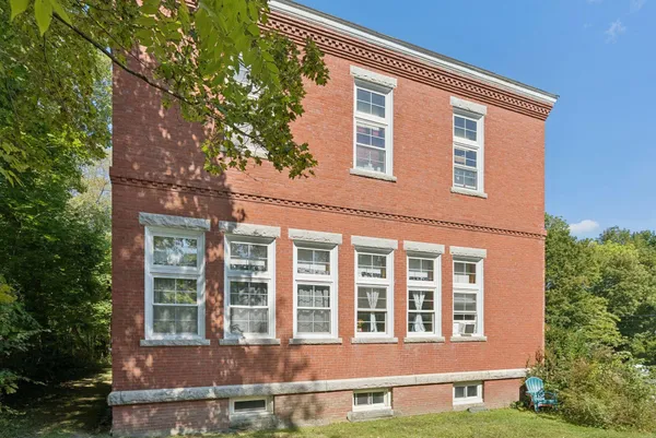 $185,000 | 85 Middle Street, Unit 10, Hallowell, ME 04347