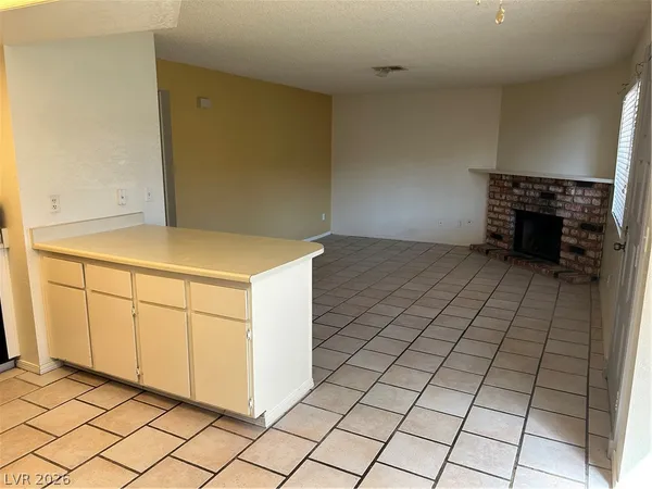 $1,350 | 741 Rock Springs Drive, Unit 101, Las Vegas, NV 89128