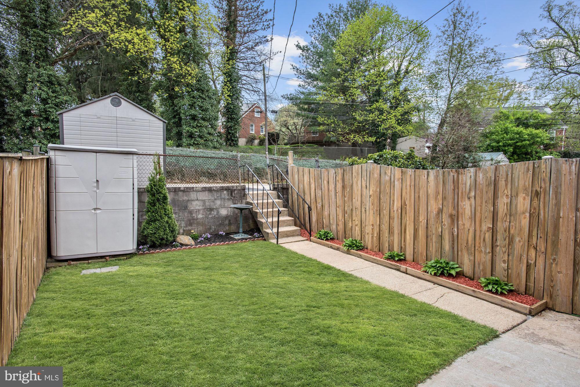 6217 Frederick Road Baltimore, MD 21228 - Photo 25 of 30 Patio | Fenced Rear