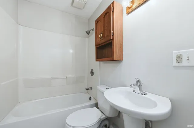 $244,500 | 1825 Nye Street, Warsaw, IN 46580