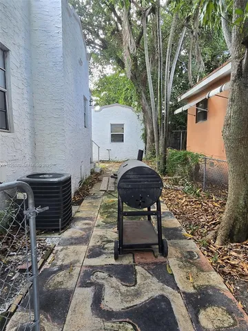 $3,300 | 1250 Northwest 55th Street, Unit NONE, Miami, FL 33142
