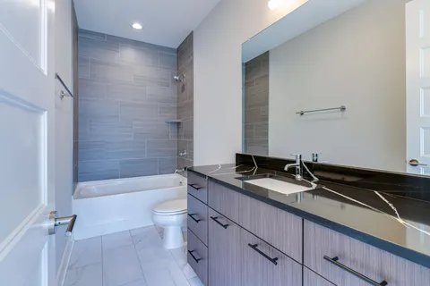 $1,050,000 | 656 Hamilton Avenue, Nashville, TN 37203