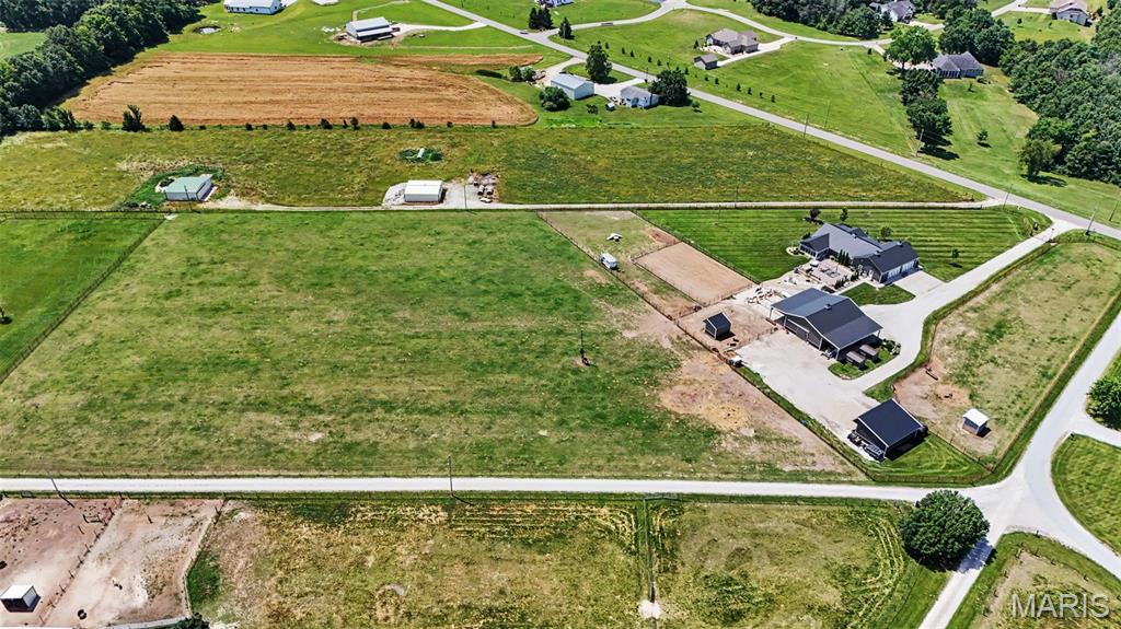 219 Fieth Road Troy, MO 63379 - Photo 11 of 90