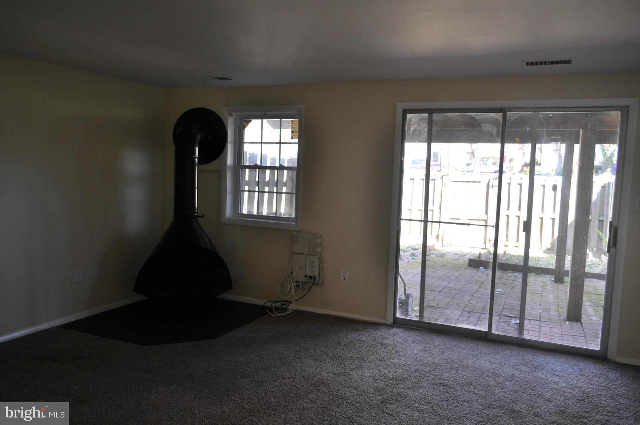9339 Matador Road Columbia, MD 21045 - Photo 13 of 18 Family Room