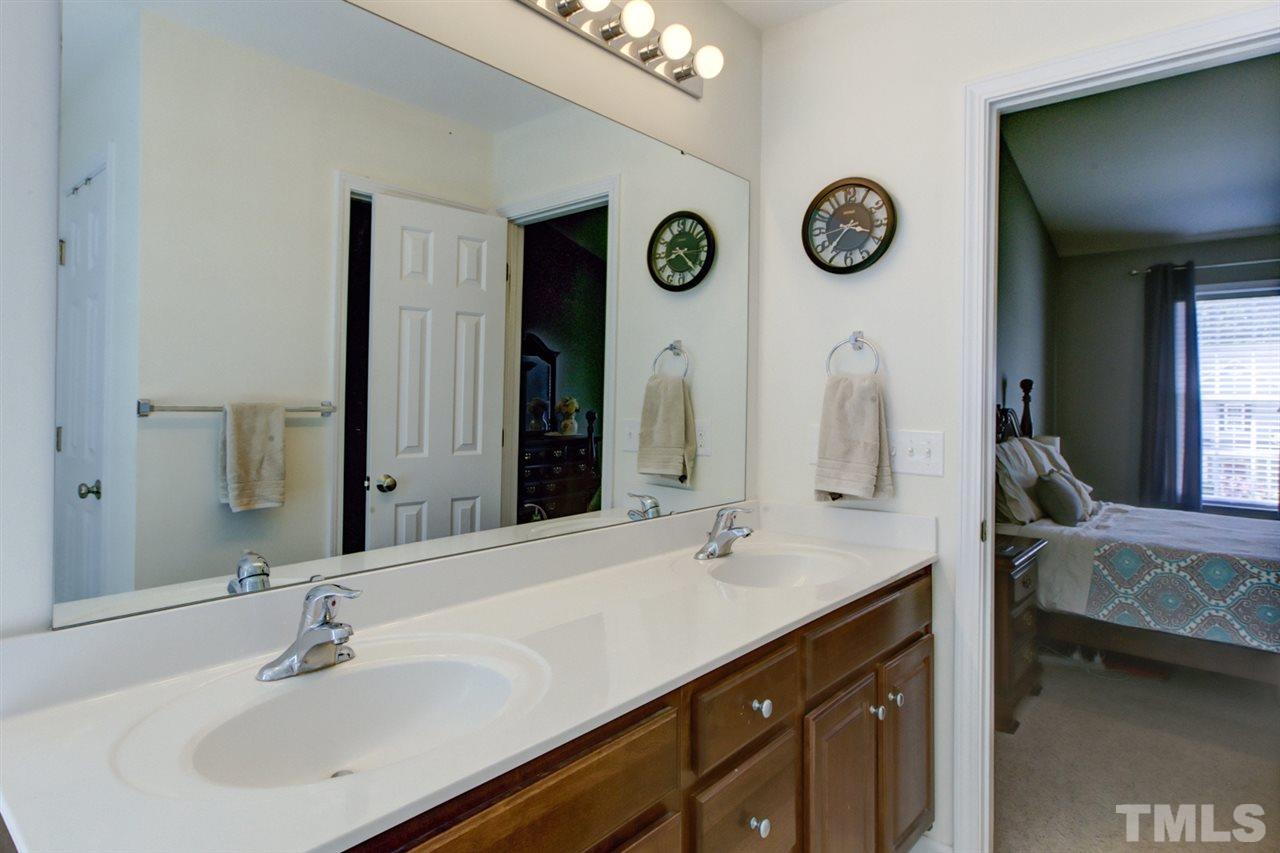 1429 Shady Rise Glen Raleigh, NC 27603 - Photo 24 of 30 Gallery Image 24