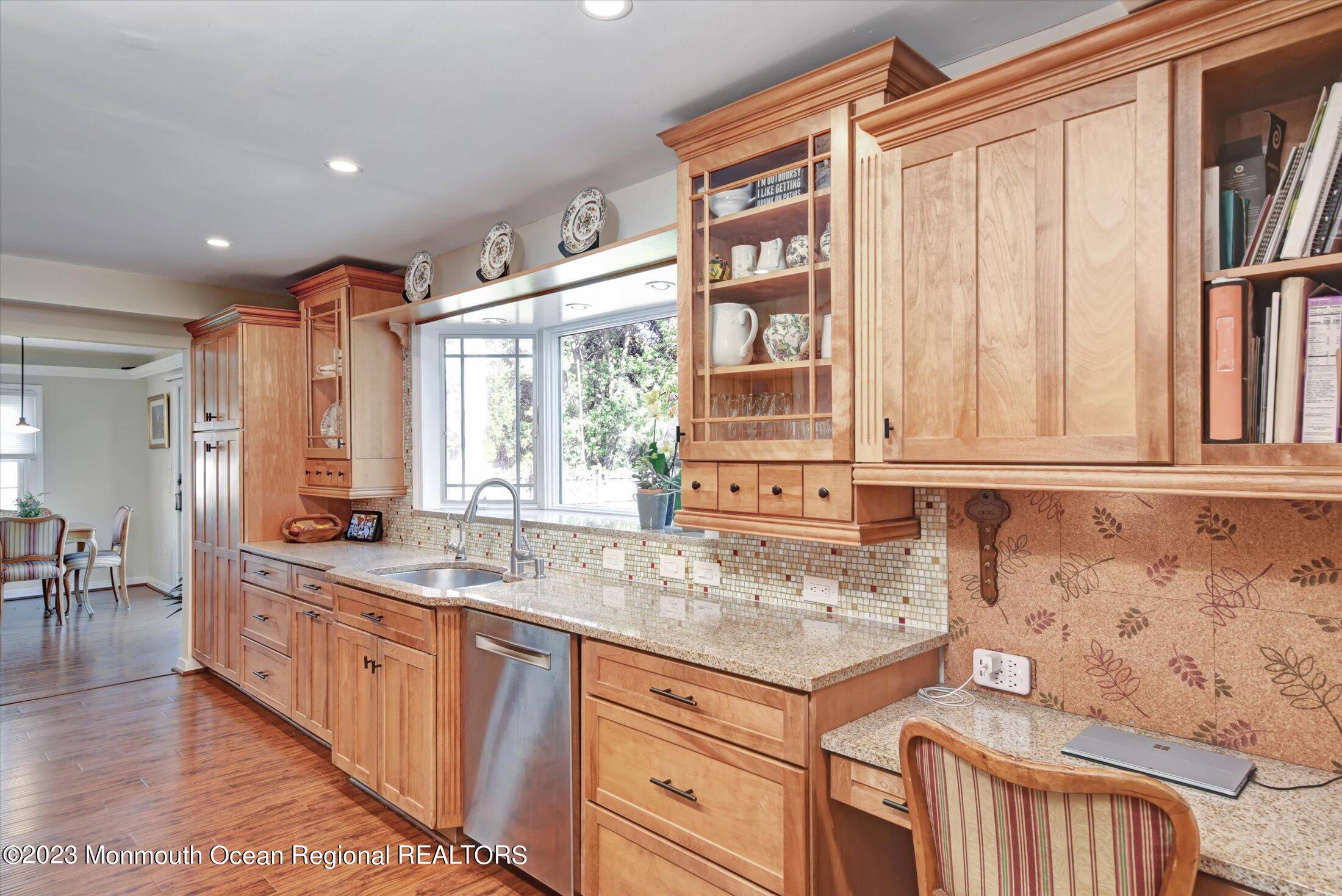 26 Taylor Road Marlboro, NJ 07746 - Photo 14 of 48 14-Kitchen