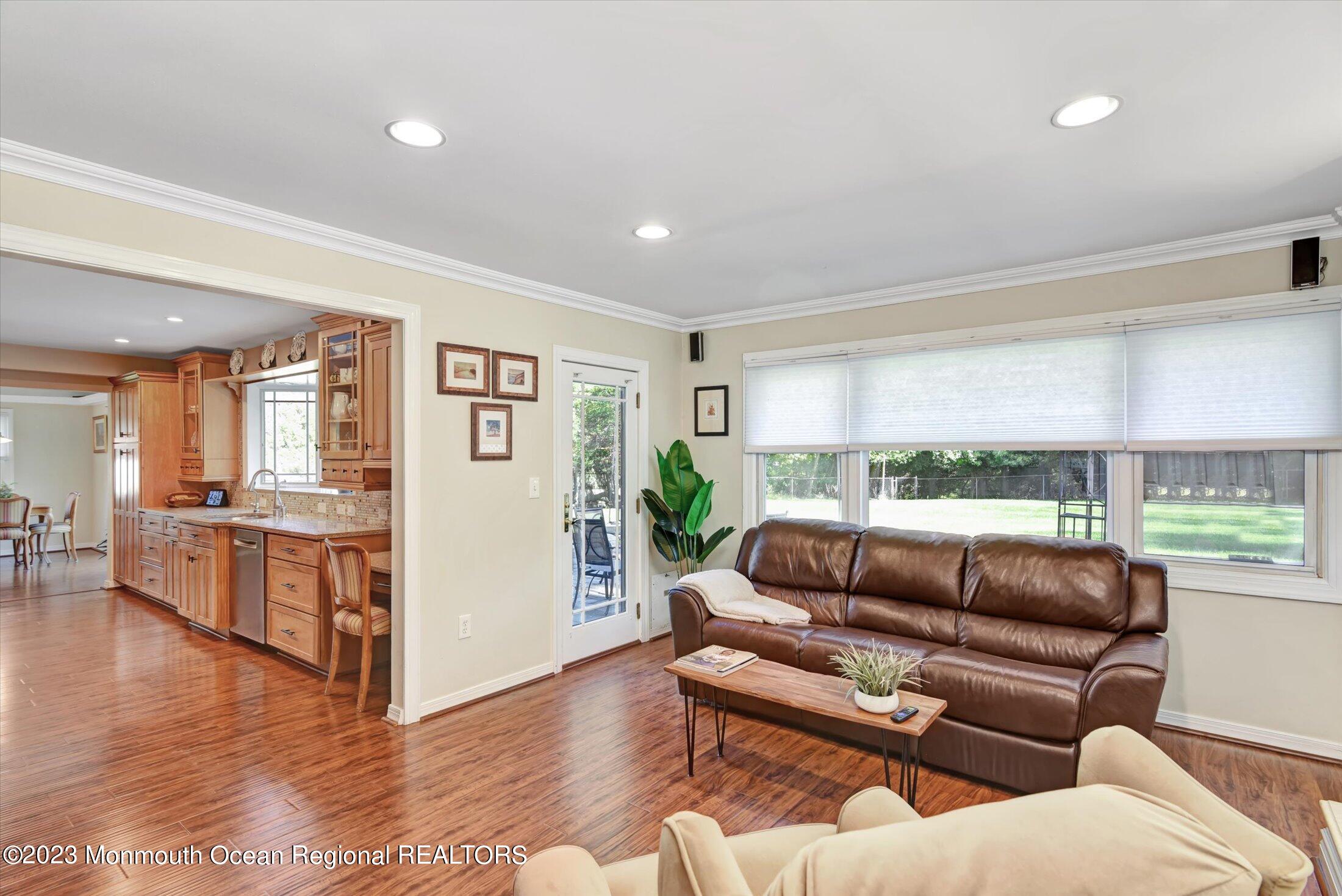 26 Taylor Road Marlboro, NJ 07746 - Photo 18 of 48 19-Family Room