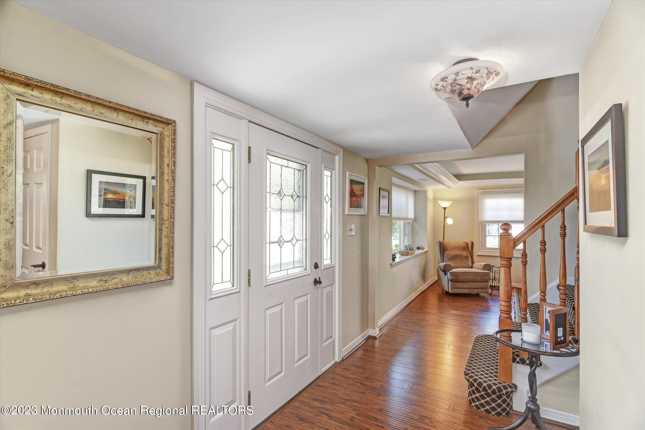 26 Taylor Road Marlboro, NJ 07746 - Photo 3 of 48 03-Foyer