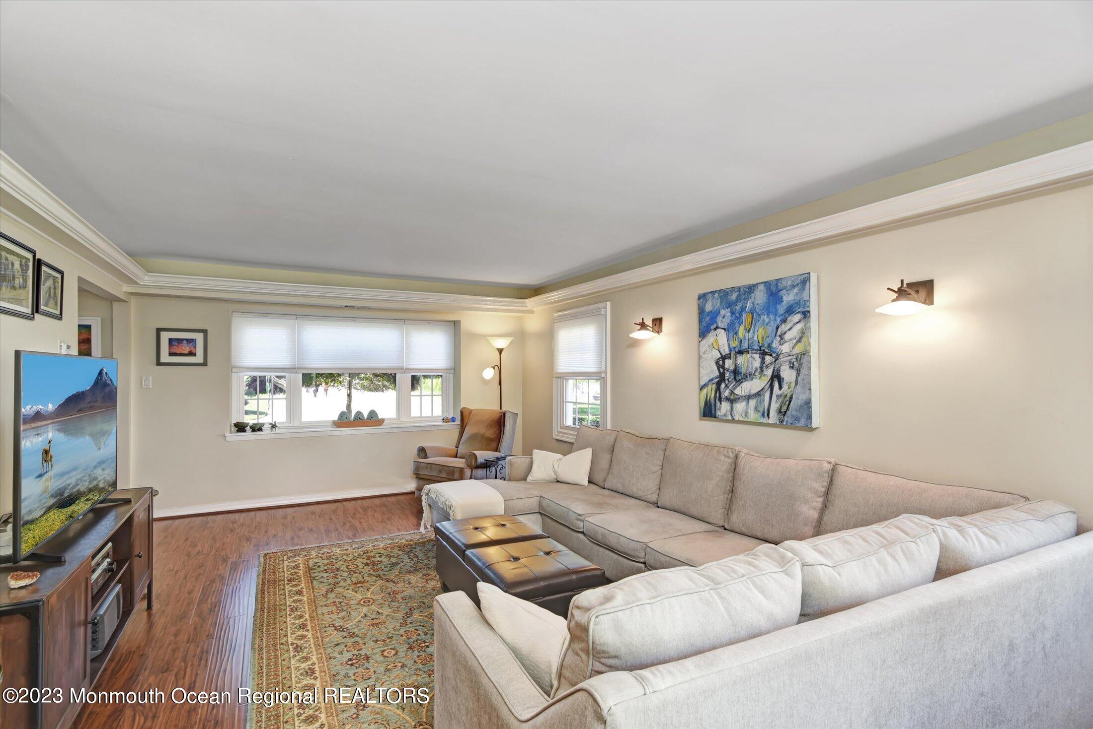 26 Taylor Road Marlboro, NJ 07746 - Photo 9 of 48 06-Living Room