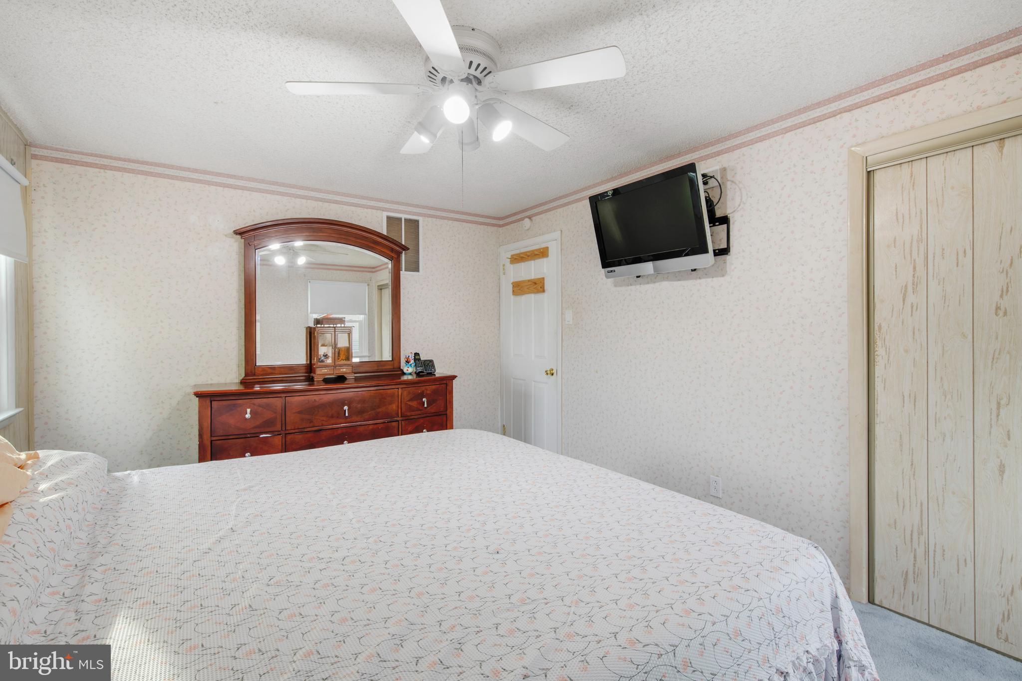 510 Rennard Street Philadelphia, PA 19116 - Photo 22 of 39 Gallery Image 22