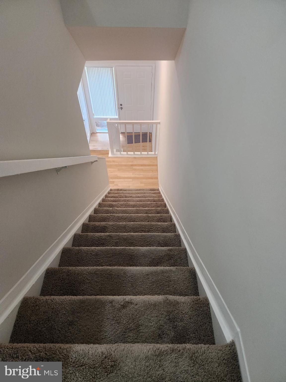 7104 Lasting Light Way Columbia, MD 21045 - Photo 22 of 40 a view of entryway