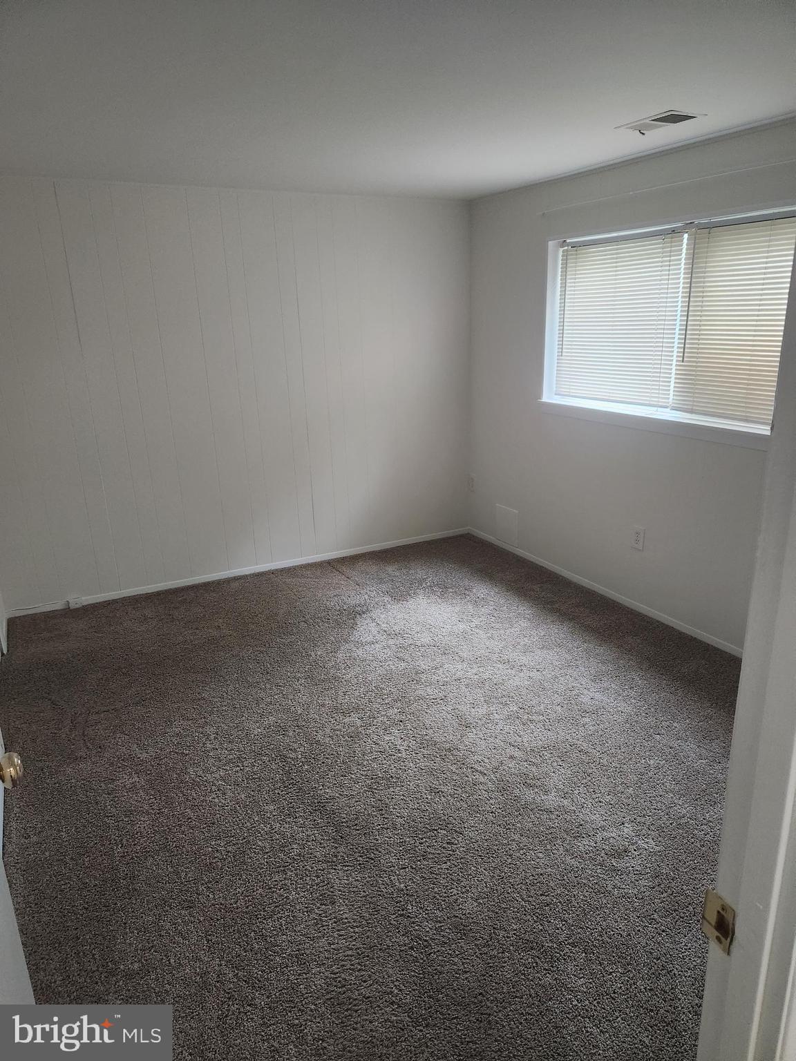 7104 Lasting Light Way Columbia, MD 21045 - Photo 29 of 40 an empty room with a window