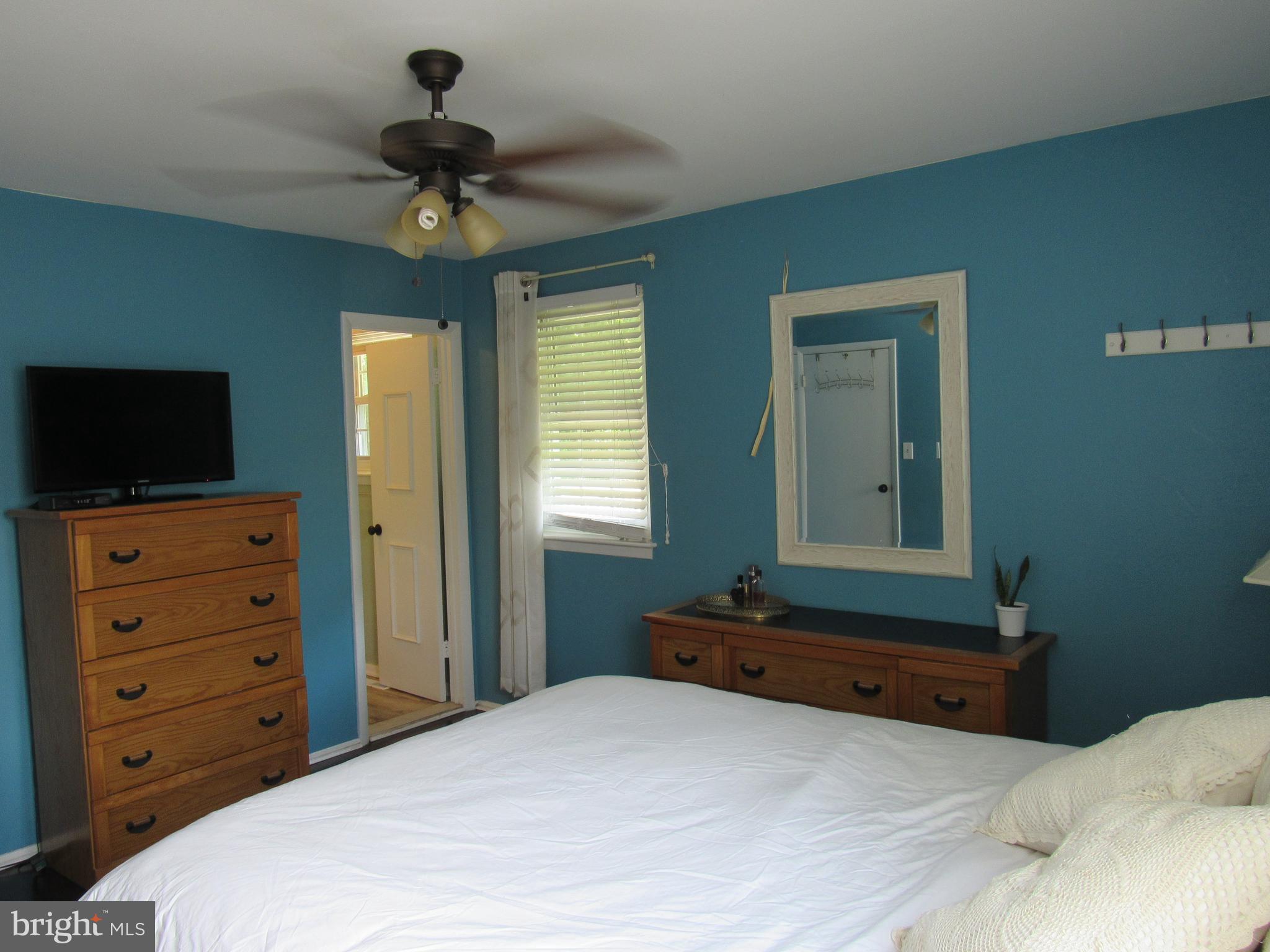 4210 Winterode Way Baltimore, MD 21236 - Photo 28 of 59 Gallery Image 28