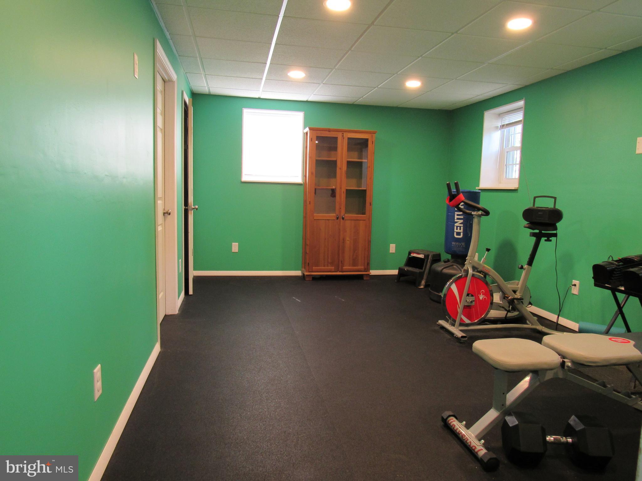 4210 Winterode Way Baltimore, MD 21236 - Photo 43 of 59 Gallery Image 43