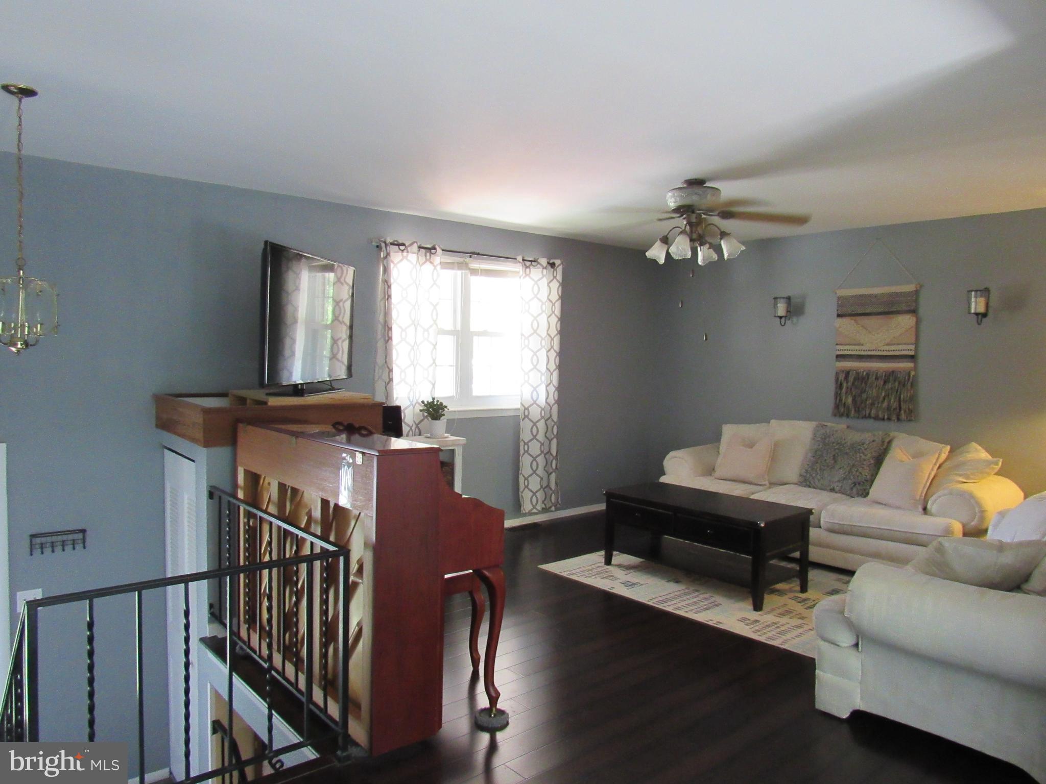 4210 Winterode Way Baltimore, MD 21236 - Photo 6 of 59 Gallery Image 6