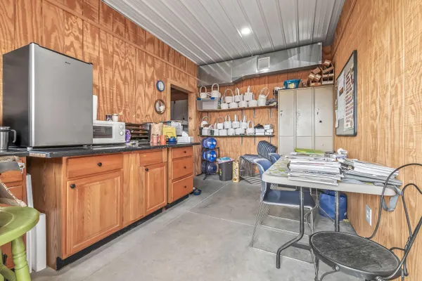 $500,000 | 645 South Meridian Road, Hudson, MI 49247