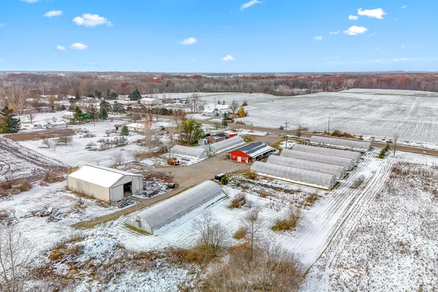 $500,000 | 645 South Meridian Road, Hudson, MI 49247