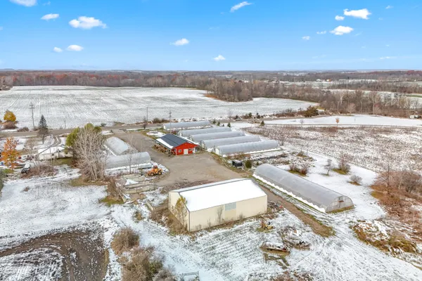 $500,000 | 645 South Meridian Road, Hudson, MI 49247