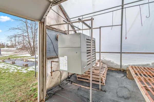 $500,000 | 645 South Meridian Road, Hudson, MI 49247