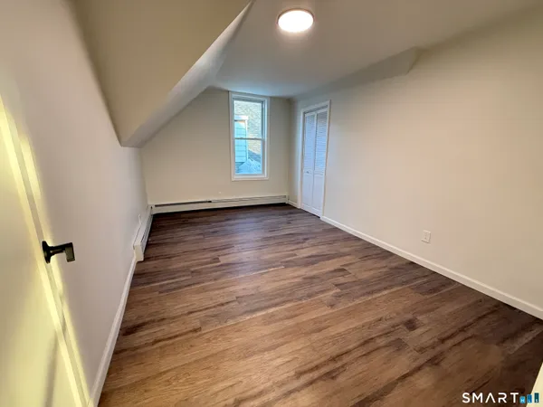 $2,300 | 53-55 Mahl Avenue, Unit 3, Hartford, CT 06120