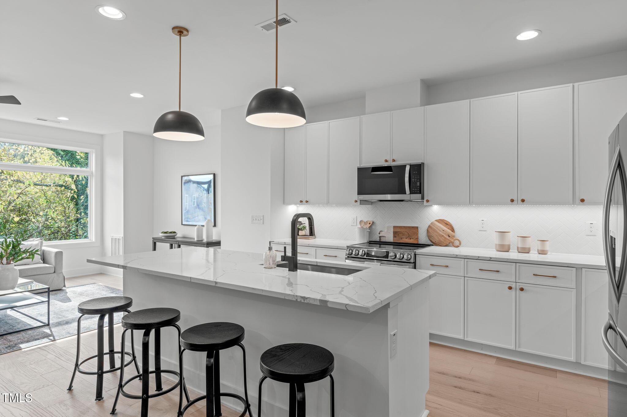 616 Rocky Knob Court Raleigh, NC 27601 - Photo 5 of 48 6