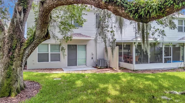 $285,000 | 2928 Royal Tuscan Lane, Valrico, FL 33594