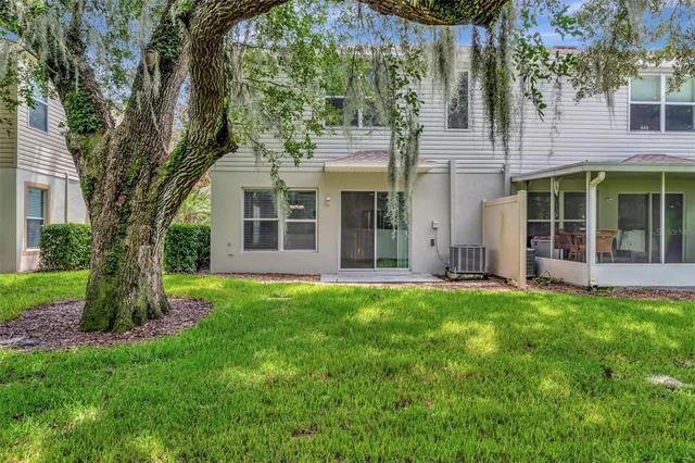 $285,000 | 2928 Royal Tuscan Lane, Valrico, FL 33594