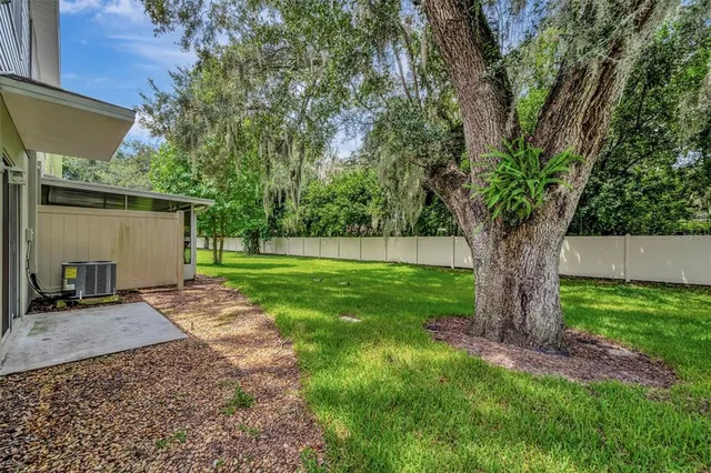 $285,000 | 2928 Royal Tuscan Lane, Valrico, FL 33594