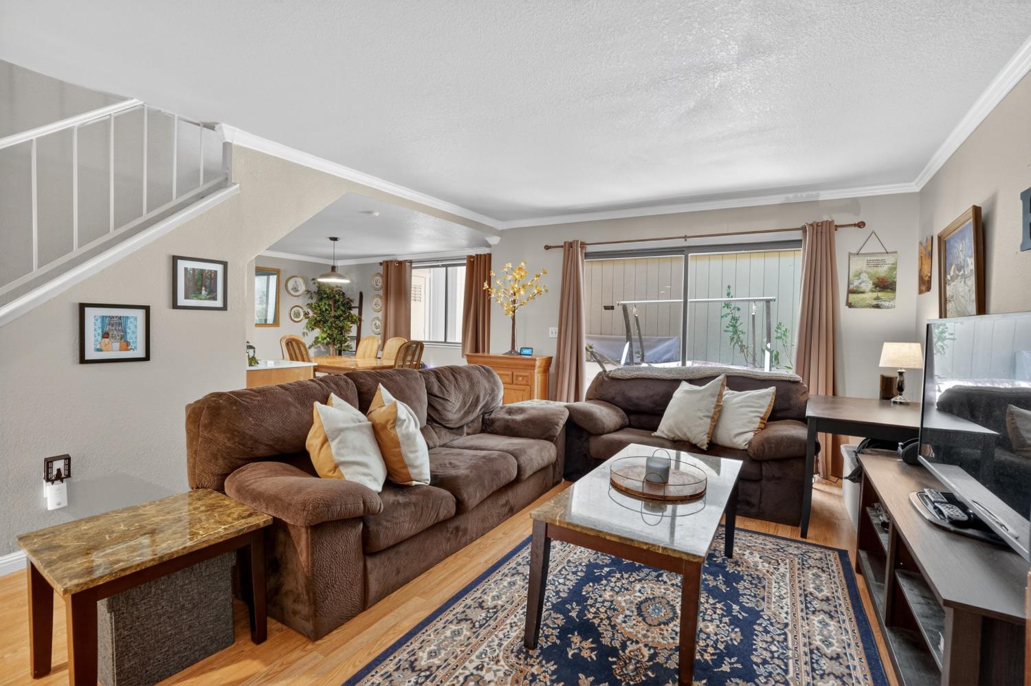 6740 Calvine Road Sacramento, CA 95823 - Photo 7 of 36